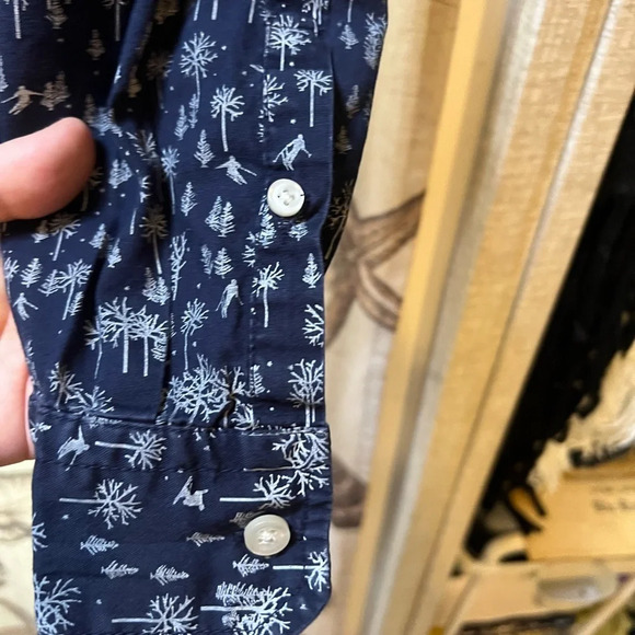 Men’s Shirt - Picture 4 of 4